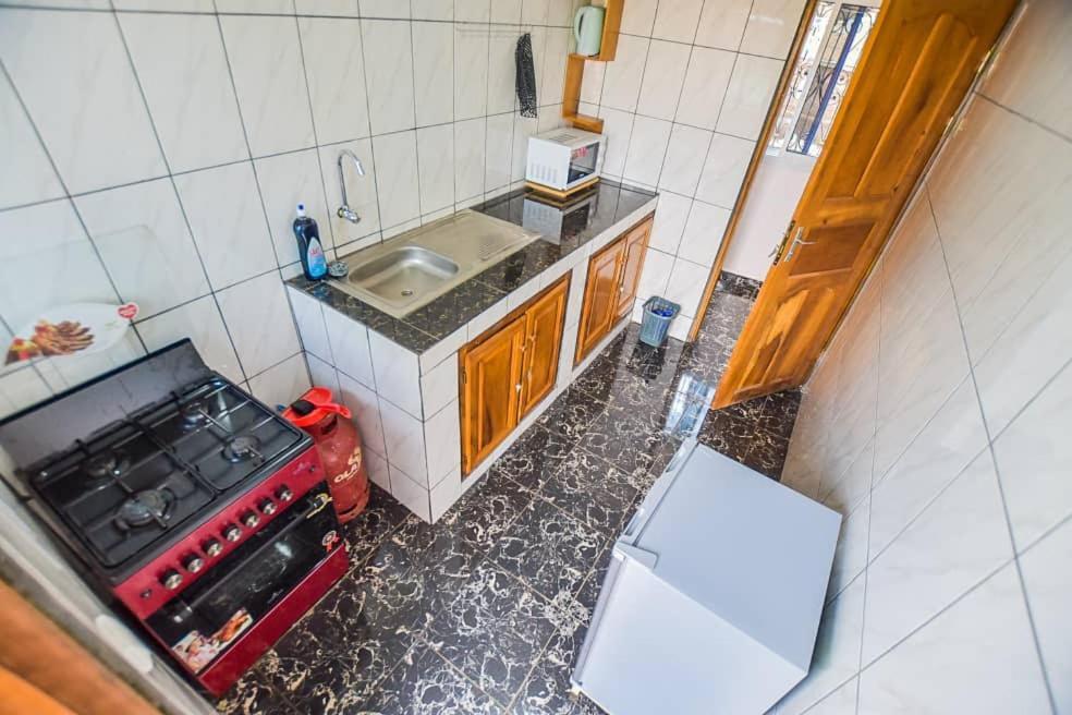 Appartements Neuf De Haut Standing Dm & Ng A Bafoussam Eksteriør bilde