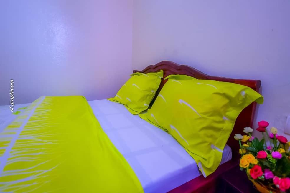 Appartements Neuf De Haut Standing Dm & Ng A Bafoussam Eksteriør bilde